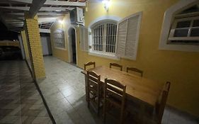 Casa 150m da Praia Martim de Sá